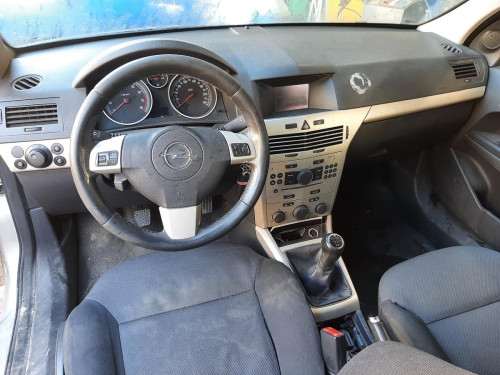  OPEL ASTRA H BERLINA 