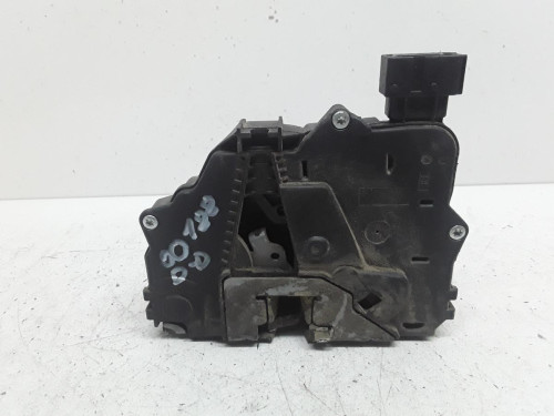 CERRADURA PUERTA DELANTERA DERECHA Opel CORSA D 