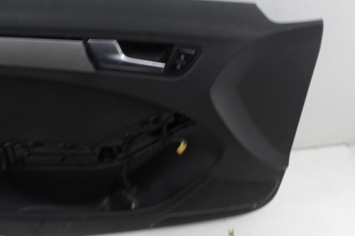 GUARNECIDO PUERTA DELANTERA IZQUIERDA Audi A4 AVANT (8K5) 