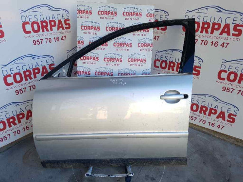 PUERTA DELANTERA IZQUIERDA Volkswagen PASSAT BERLINA (3B3) 