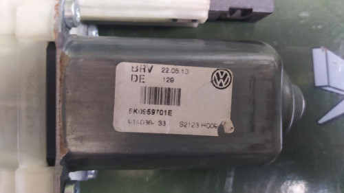 MOTOR ELEVALUNAS DELANTERO IZQUIERDO Volkswagen GOLF VI (5K1)(10.2008) 