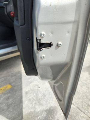 CERRADURA PUERTA DELANTERA DERECHA