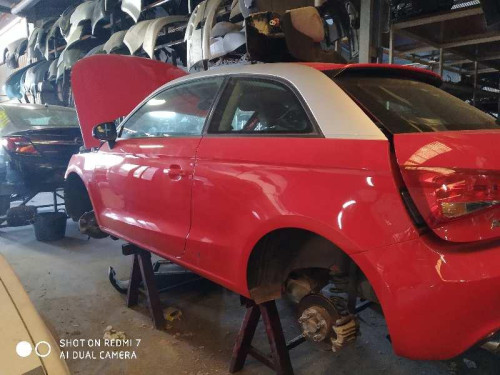  AUDI A1 (8X1) 