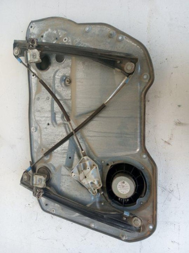 ELEVALUNAS DELANTERO IZQUIERDO SEAT CORDOBA BERLINA (6L2) 