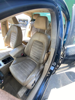 ASIENTO DELANTERO IZQUIERDO
