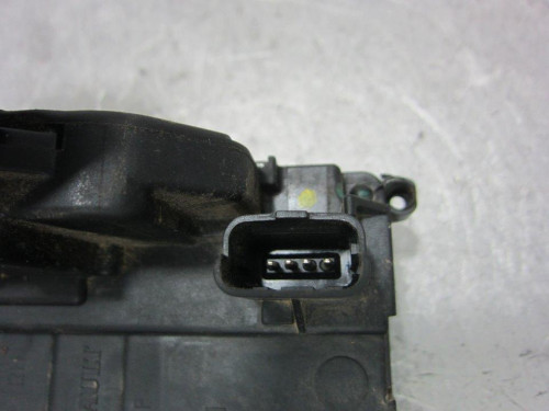CERRADURA PUERTA DELANTERA DERECHA Renault MEGANE III SPORT TOURER 