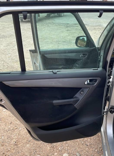 CITROEN C4 PICASSO — vehículo donante para recambios 