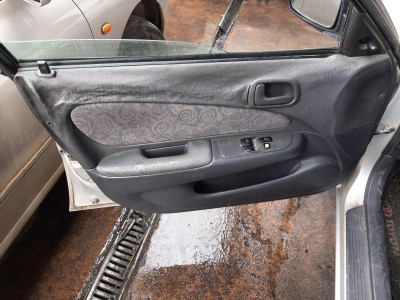 TOYOTA COROLLA (E11)