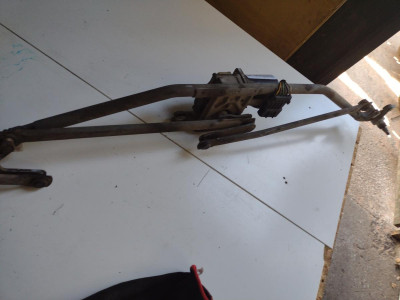 MOTOR LIMPIA DELANTERO