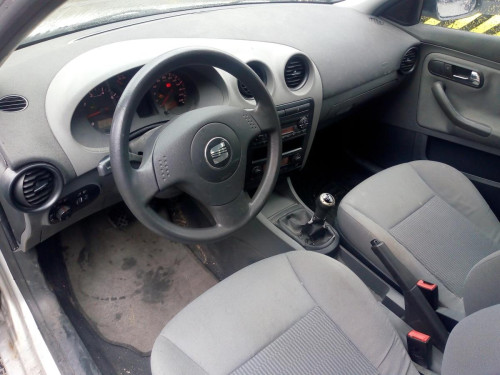  SEAT IBIZA (6L1) 