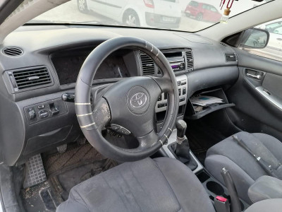 TOYOTA COROLLA (E12)