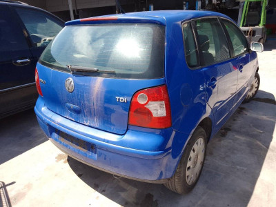 VOLKSWAGEN POLO IV (9N1)