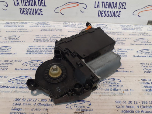  MOTOR ELEVALUNAS DELANTERO DERECHO 