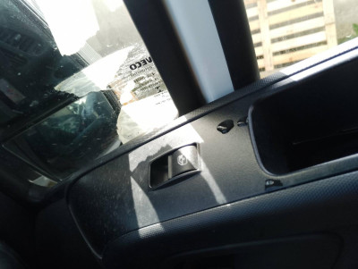 MANDO ELEVALUNAS DELANTERO DERECHO, IVECO