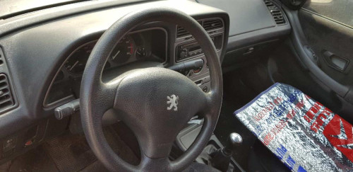 PEUGEOT 306 3/5 PT. / 4 PT. (S2) — vehículo donante para recambios 