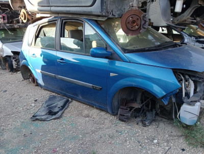 RENAULT SCENIC II (JM)