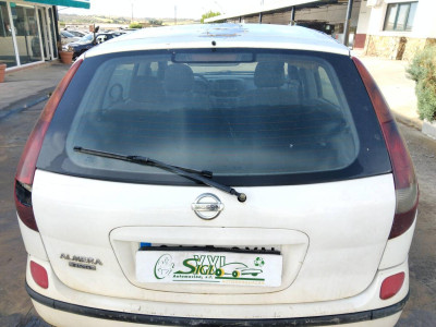 PORTON TRASERO Nissan Almera Tino (V10M)(05.2000->)