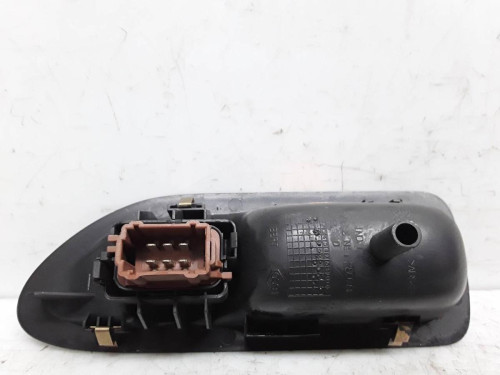 MANDO ELEVALUNAS TRASERO DERECHO Renault LAGUNA II GRANDTOUR (KG0) 