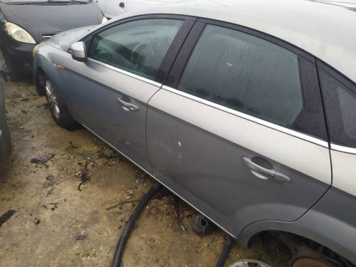 FORD MONDEO BERLINA (CA2) 