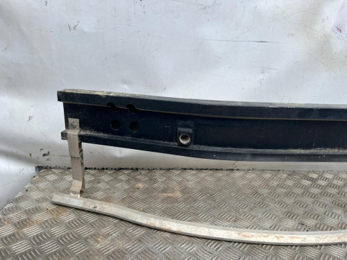 REFUERZO PARAGOLPES DELANTERO 