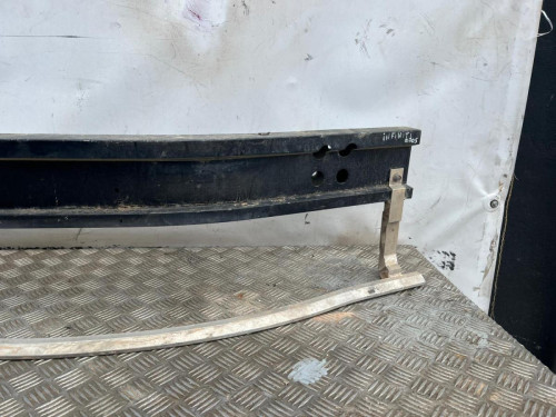 REFUERZO PARAGOLPES DELANTERO 