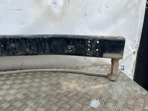 REFUERZO PARAGOLPES DELANTERO 