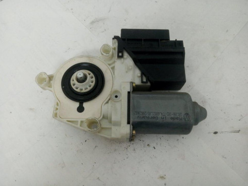 MOTOR ELEVALUNAS DELANTERO DERECHO SEAT CORDOBA BERLINA (6L2) 