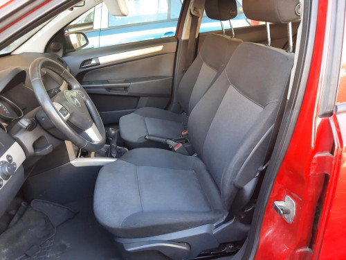 OPEL ASTRA H BERLINA — автомобиль-донор на запчасти 