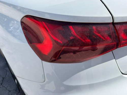 PILOTO TRASERO IZQUIERDO AUDI A3 SPORTBACK (8YA) 