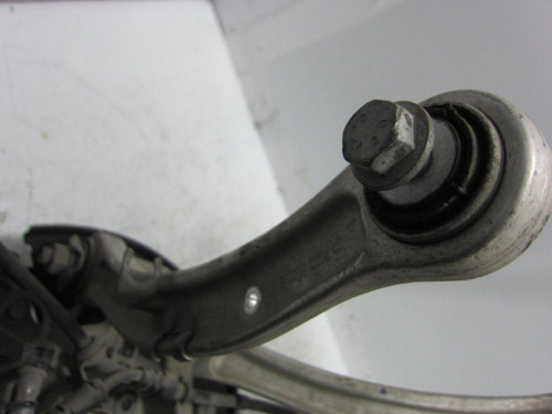  BRAZO SUSPENSION SUPERIOR TRASERO DERECHO 