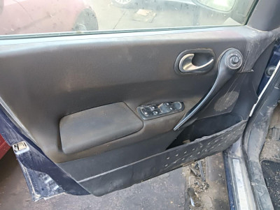 RENAULT MEGANE II BERLINA 5P