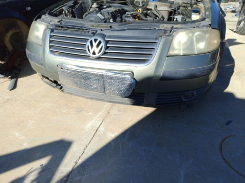PARAGOLPES DELANTERO, VOLKSWAGEN, PASSAT BERLINA (3B3)
