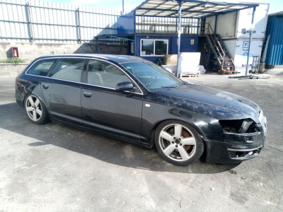 AUDI A6 AVANT (4F5)