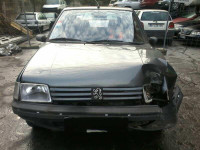 PEUGEOT 205 BERLINA