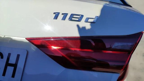  BMW SERIE 1 BERLINA (F40) 