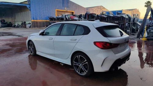  BMW SERIE 1 BERLINA (F40) 