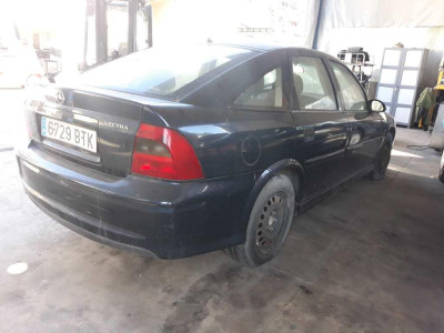 OPEL VECTRA B BERLINA