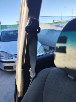 CINTURON SEGURIDAD DELANTERO DERECHO