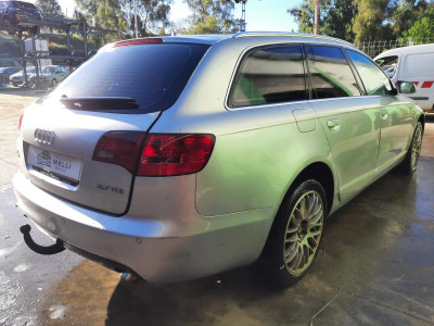 AUDI A6 AVANT (4F5)
