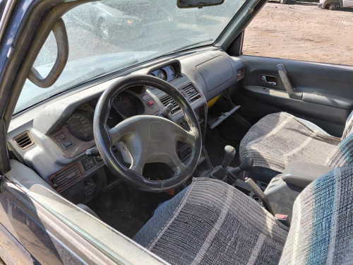  MITSUBISHI MONTERO (V20/V40) 