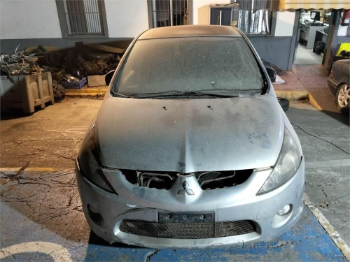 MITSUBISHI GRANDIS (NA0W) — Donor Vehicle for Used Parts 