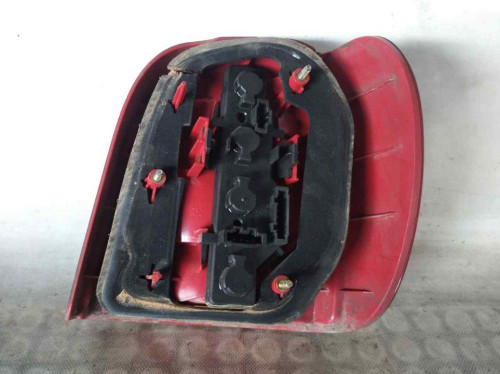 PILOTO TRASERO IZQUIERDO Volkswagen POLO III (6N1) 