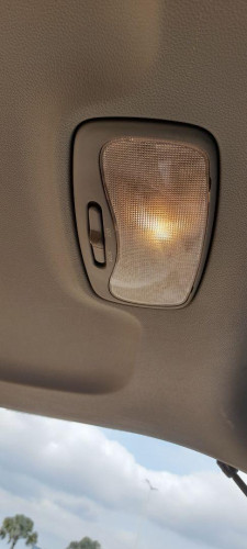 LUZ INTERIOR KIA CARNIVAL 