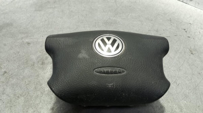 ALETA DELANTERA IZQUIERDA, VOLKSWAGEN, GOLF IV BERLINA (1J1)(10.1997)