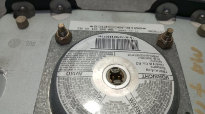 ALETA DELANTERA IZQUIERDA, VOLKSWAGEN, GOLF IV BERLINA (1J1)(10.1997)