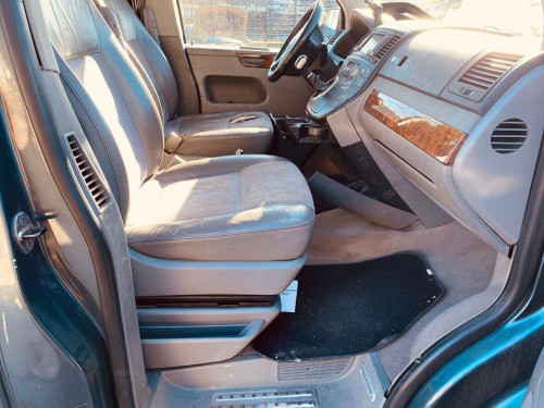  VOLKSWAGEN T5 TRANSPORTER BUS (7H) 