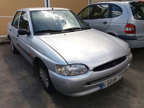  FORD ESCORT BERL./TURNIER 