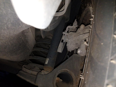 BIELETA ESTABILIZADORA DELANTERA IZQUIERDA