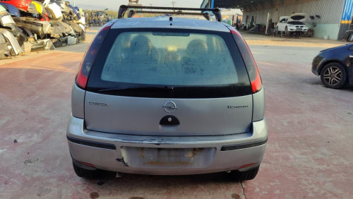  OPEL CORSA C 