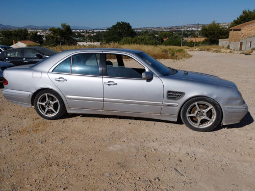 MERCEDES-BENZ CLASE E (BM 210) BERLINA — автомобиль-донор на запчасти 